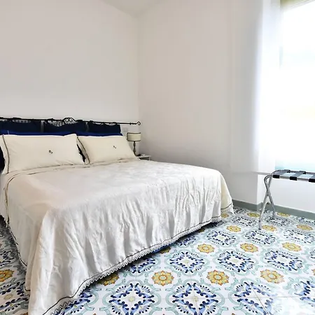 לינה וארוחת בוקר Il Gelsomino 3*